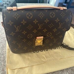 ‼️SOLD‼️Louis Vuitton Pochette Métis